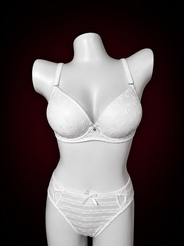 Pearl Grace Lace Bra & Panty Set