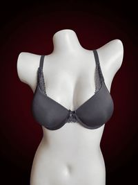 Smooth Molded Cup T-Shirt Bra – Underwired Everyday Bra with Lace Trim Detail